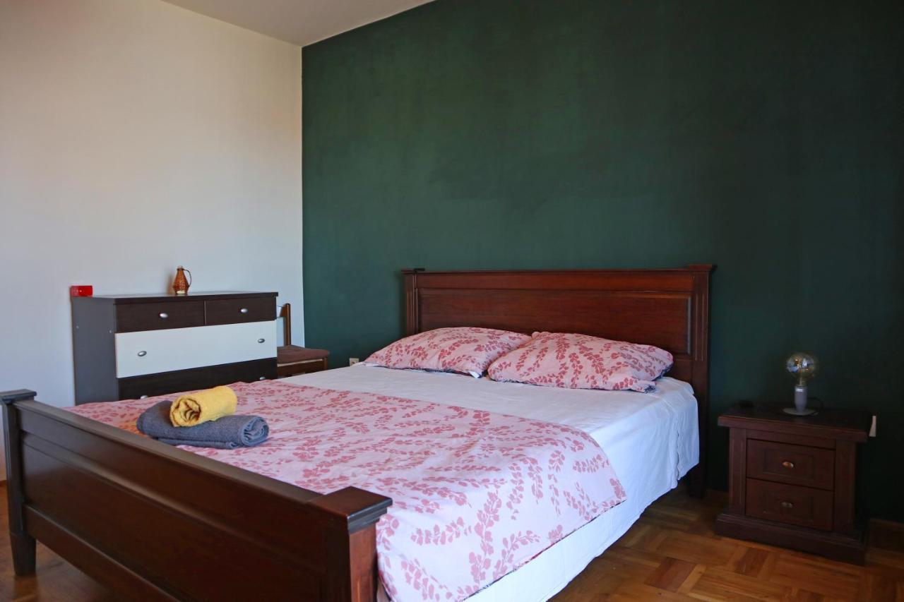 Apartamento Apartman Slavko Tar-Vabriga Exterior foto